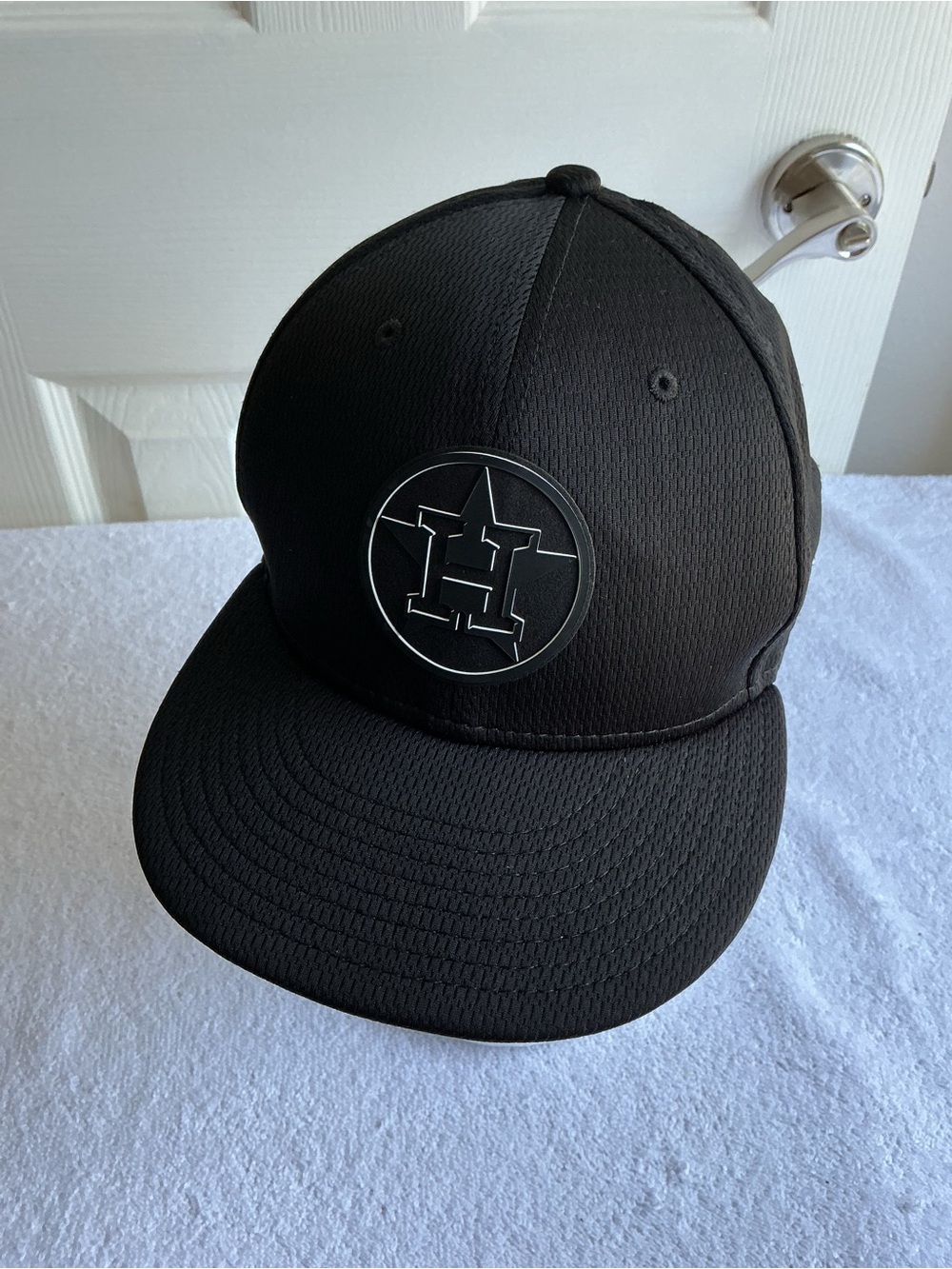 New Era Black Houston Astros Logo Snapback Hat